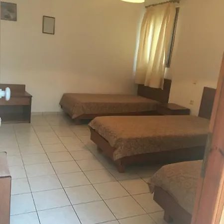 Litsa Efi Aparthotel 2*